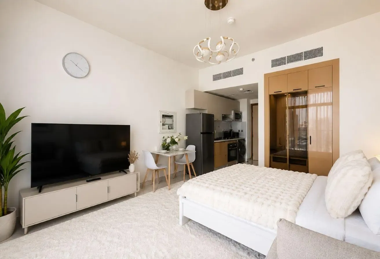 Skyz by Danube | Modern studio living | Arjan