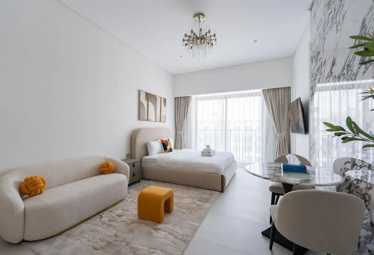 Fully Furnished | Vacant | Studio