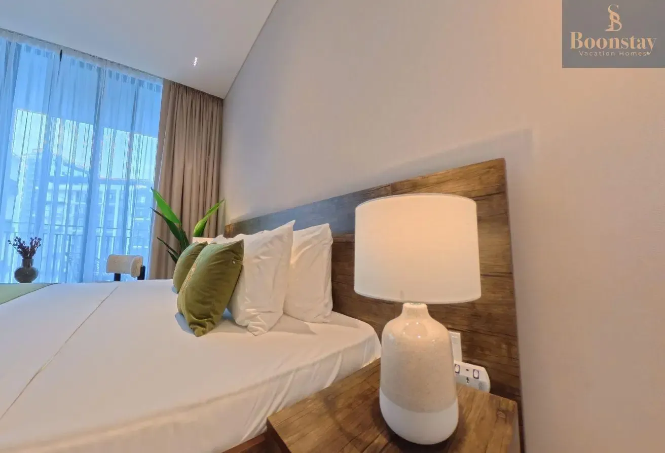 Modern Furnished Studio in Beverly Boulevard,Arjan
