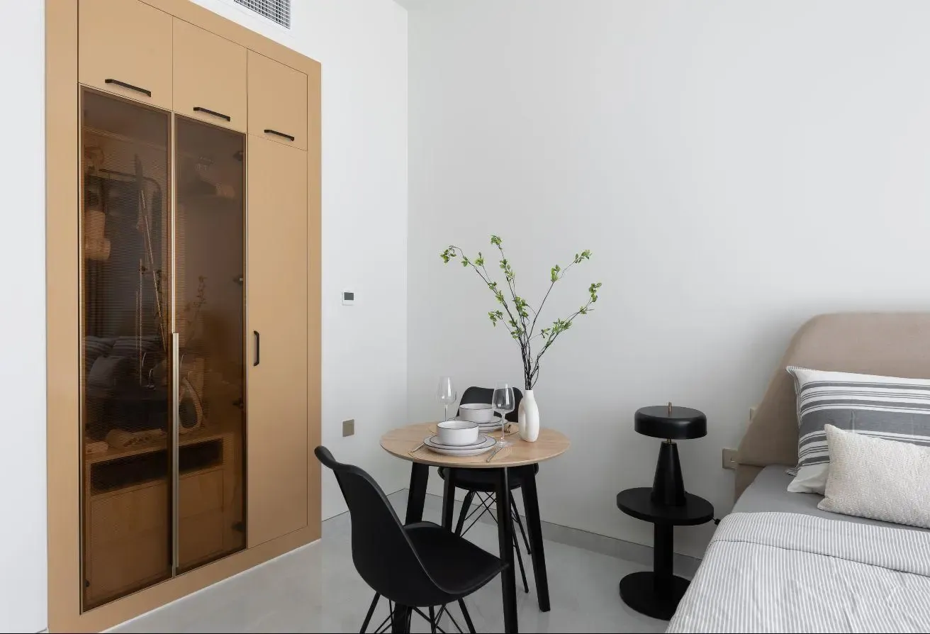 Skyz by Danube | Modern studio living | Arjan
