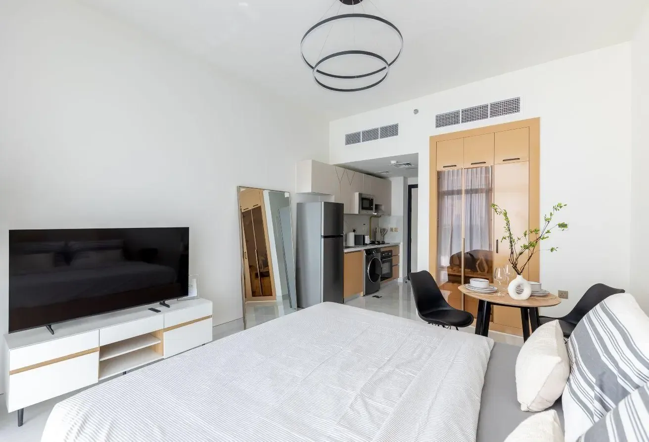 Skyz by Danube | Modern studio living | Arjan