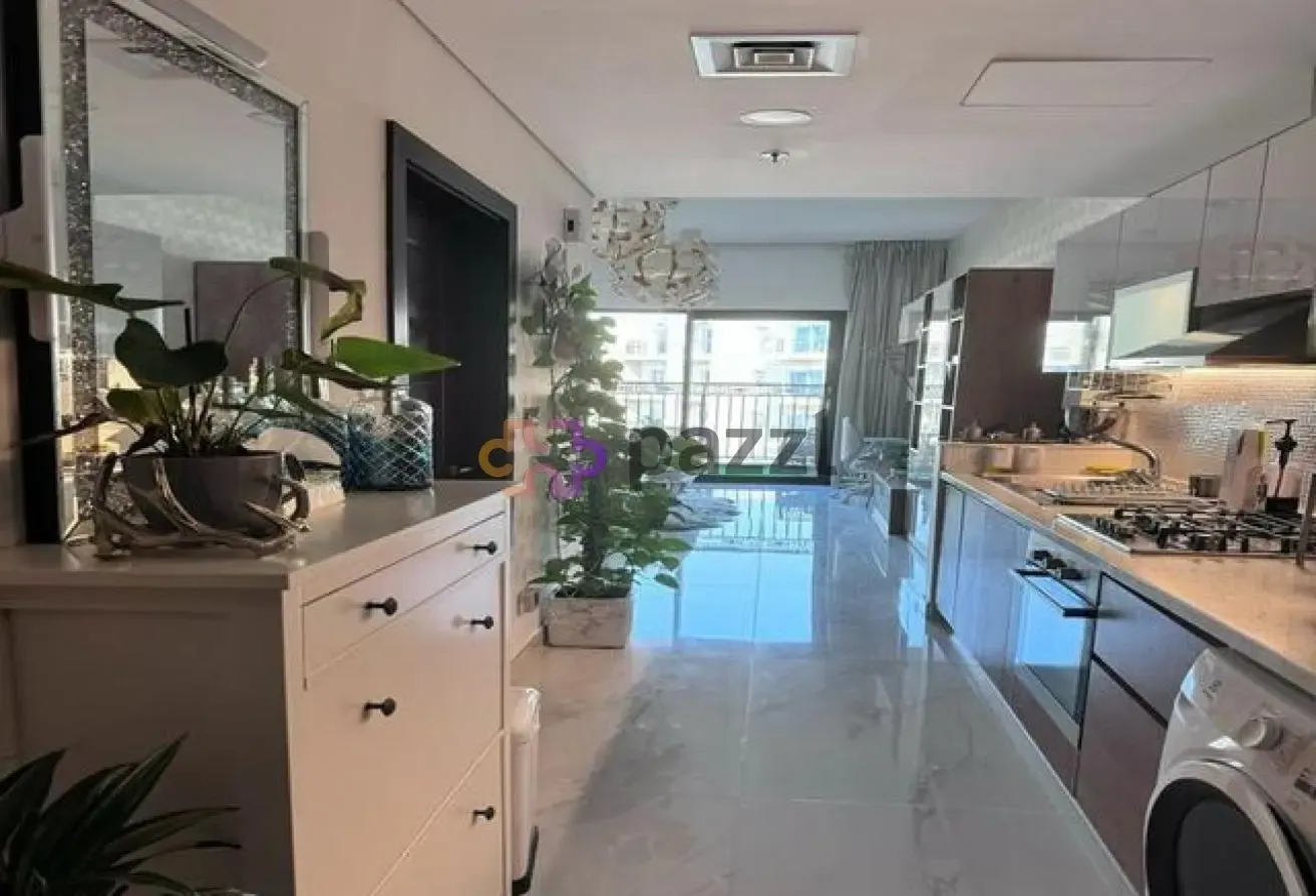 SPACIOUS STUDIO -HIGH ROI- READY TO MOVE