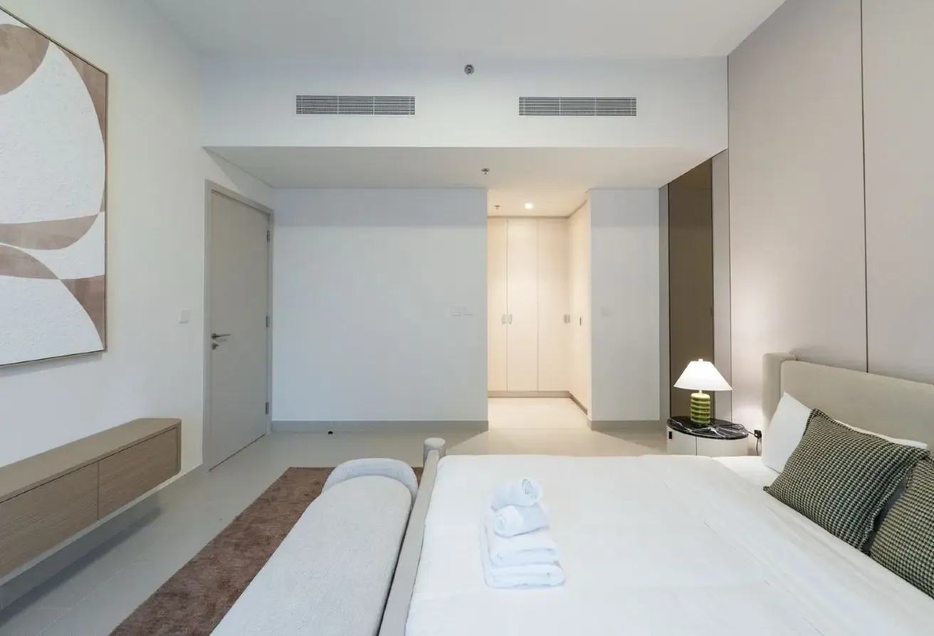 Furnished | Vacant | Spacious