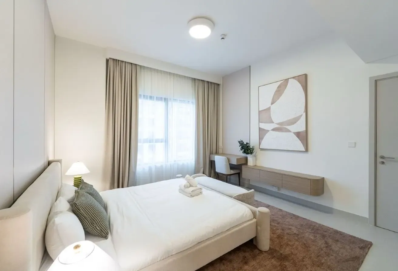 Furnished | Vacant | Spacious