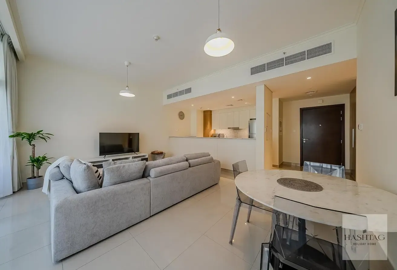 Spacious and Modern 2BDR apartment in Dubai Hills