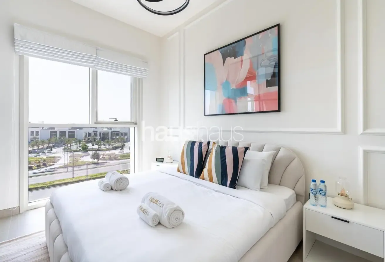 Near Mall | Well-Appointed Furnishings | Deluxe