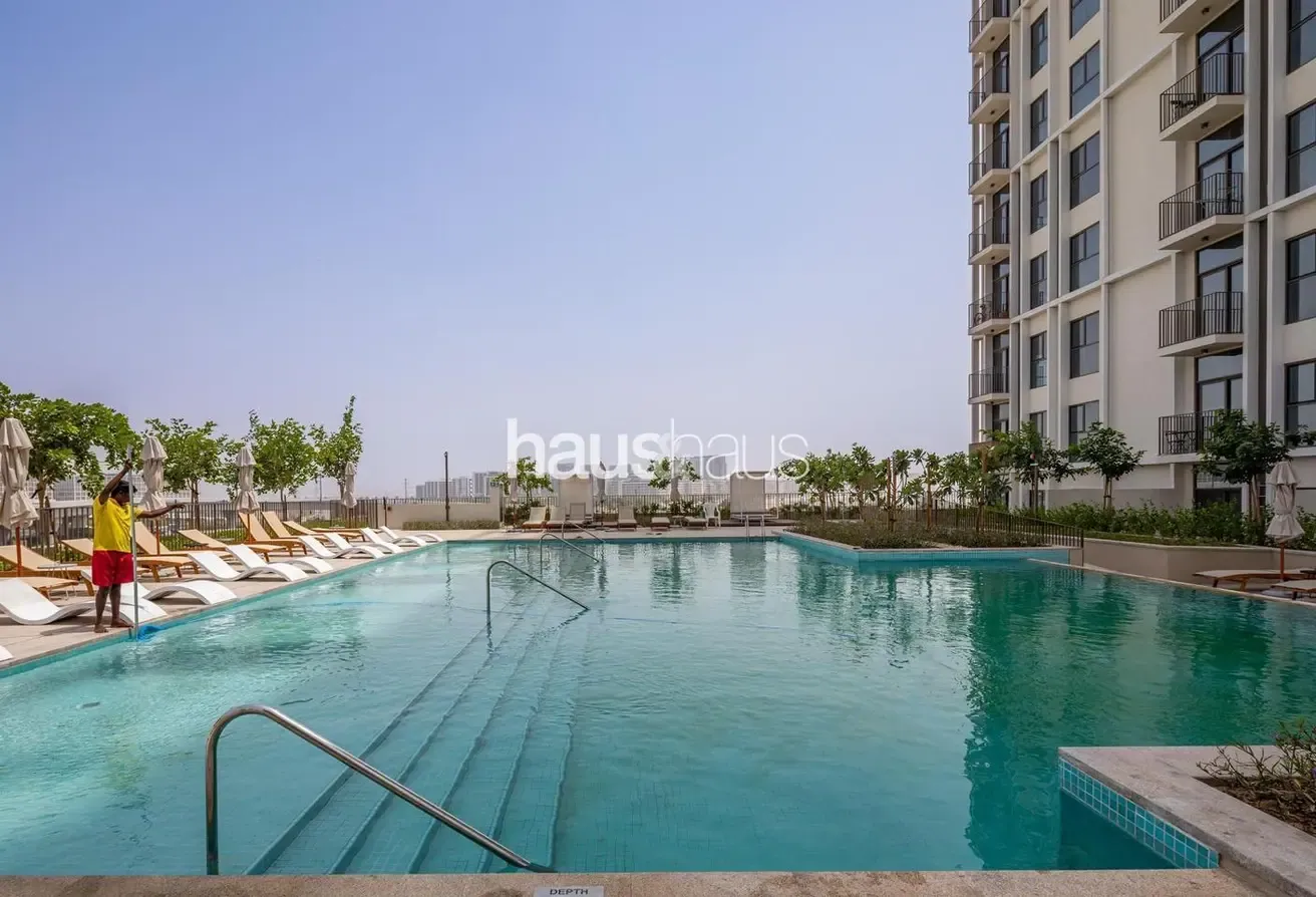 Near Mall | Well-Appointed Furnishings | Deluxe