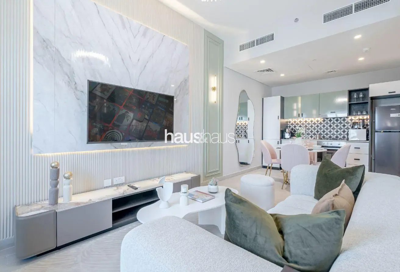 Charming Pool View | Brand New | Tasteful 2BR