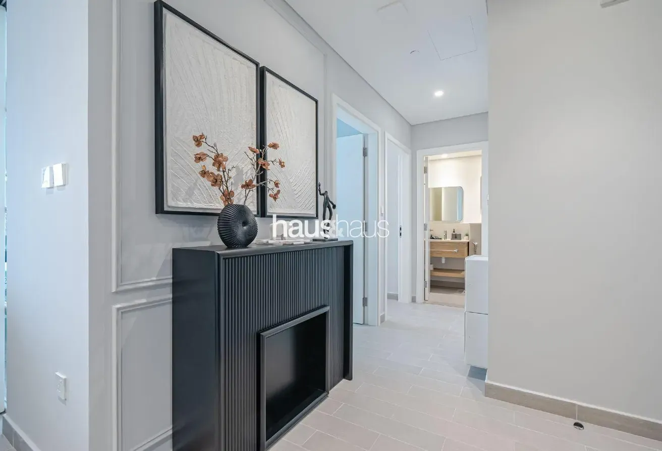 Luxurious 2BR | Pool and Golf Course View