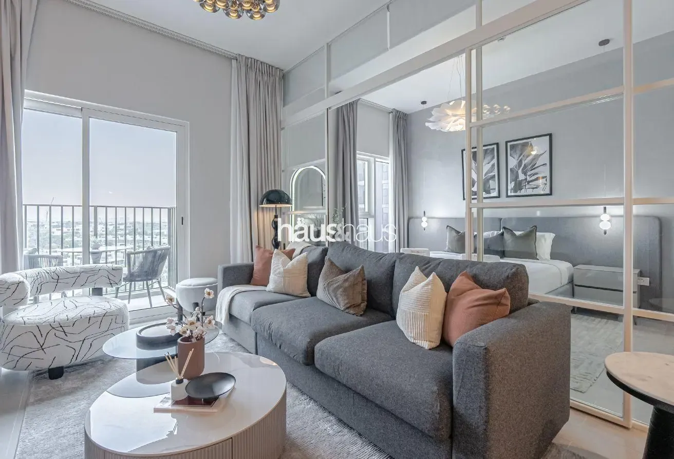 Luxurious 2BR | Pool and Golf Course View