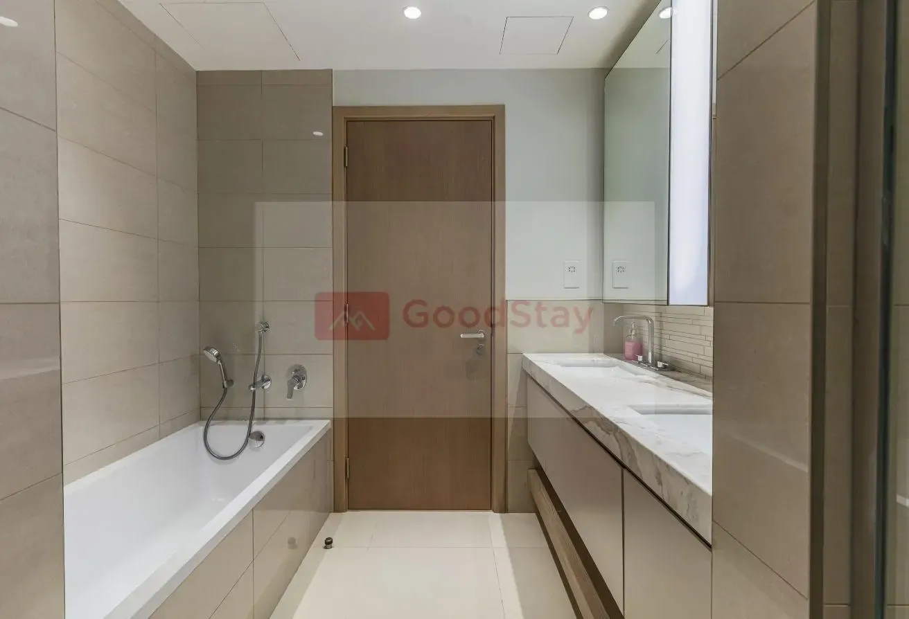 Spacious 145 m2 | Golf Park View from Huge Patio