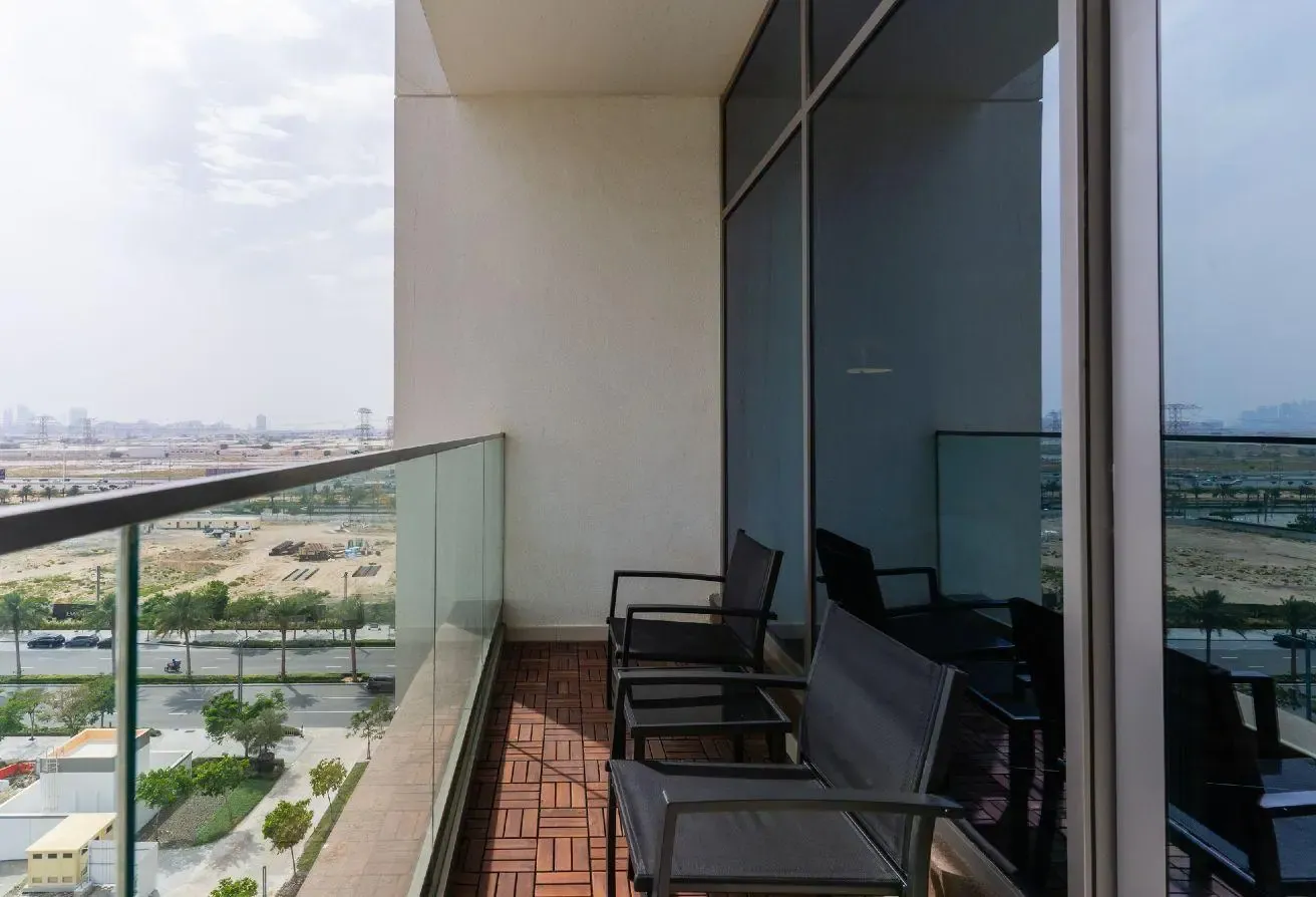 Brand New l Vacant l Park View l Next to Mall