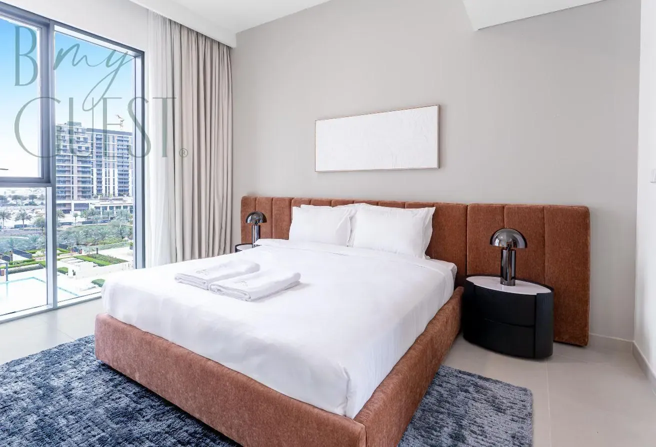 Family-Friendly 2BR Dubai Hills in Park Horizon