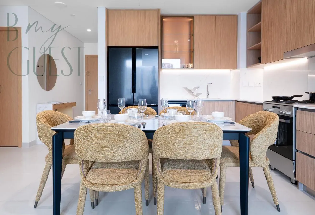 Family-Friendly 2BR Dubai Hills in Park Horizon