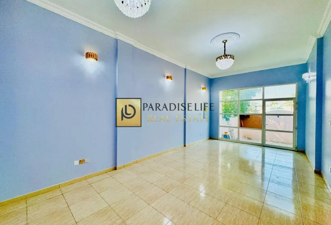3 BEDROOMS MAID'S ROOM SINGLE STORY