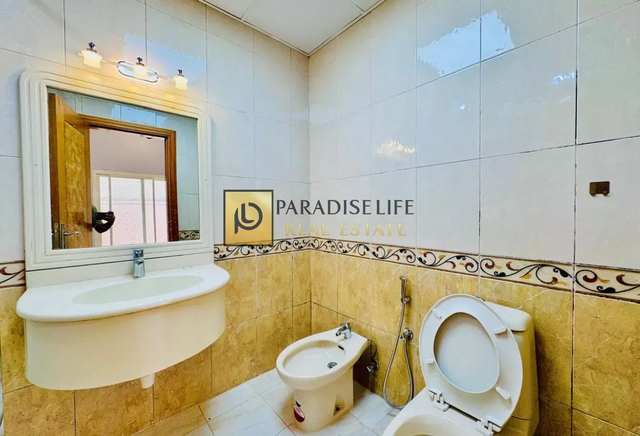 3 BEDROOMS MAID'S ROOM SINGLE STORY
