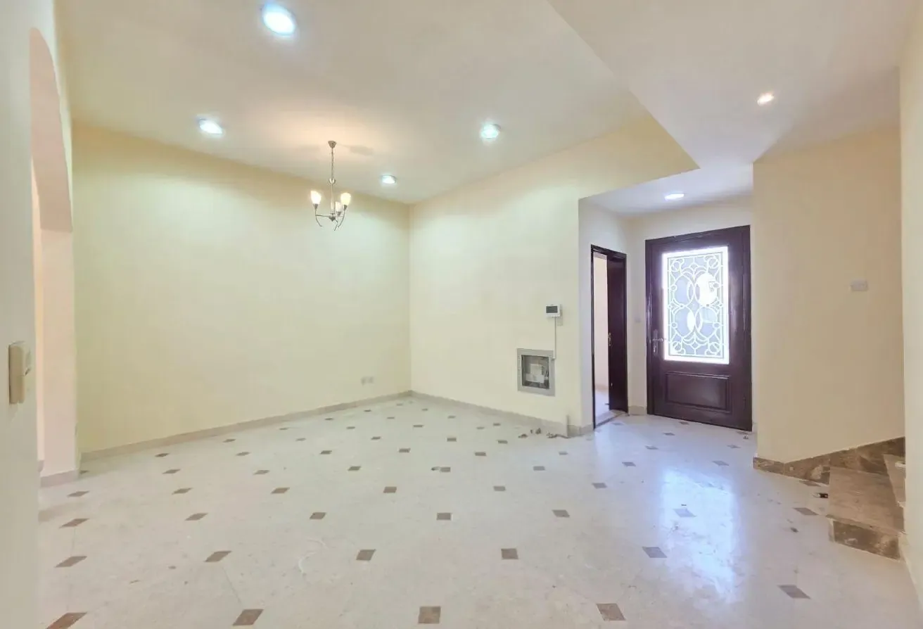 3BR Semi-Independent Villa | Private Entrance
