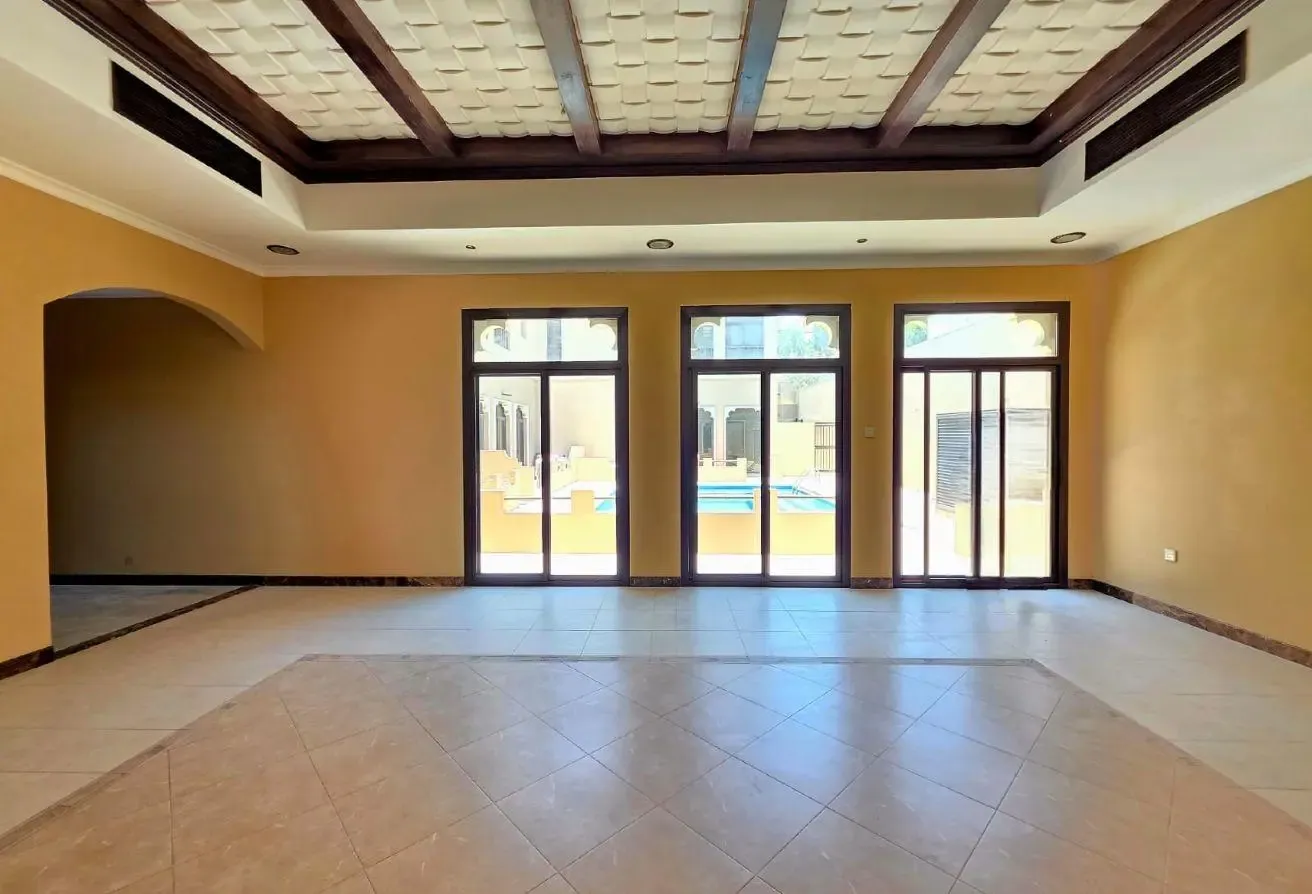 3-Bedroom Semi-Independent Corner Villa