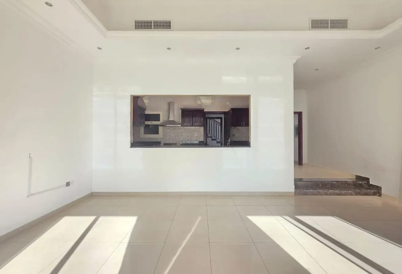 Spacious 3BR Family Villa with Maid's Room