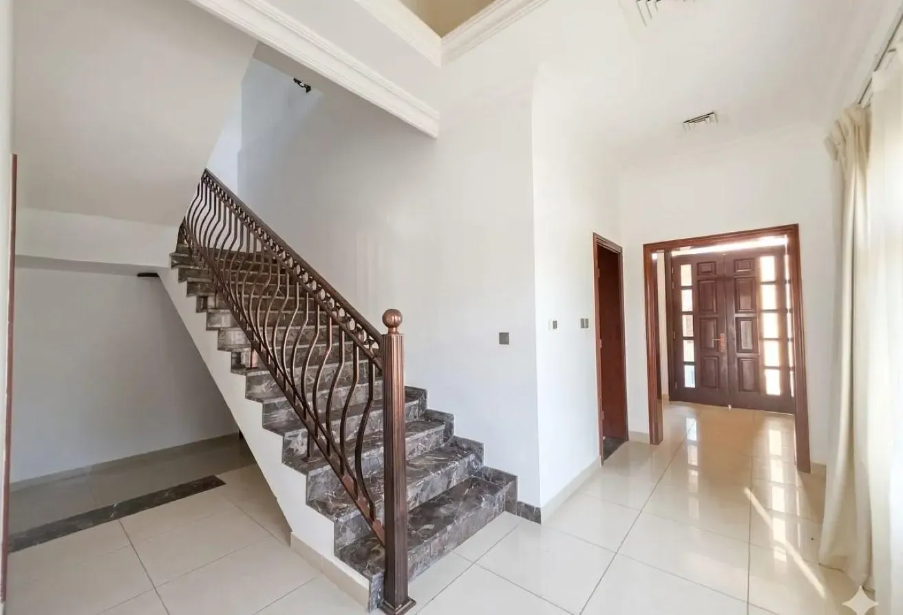 Spacious 3BR Family Villa with Maid's Room