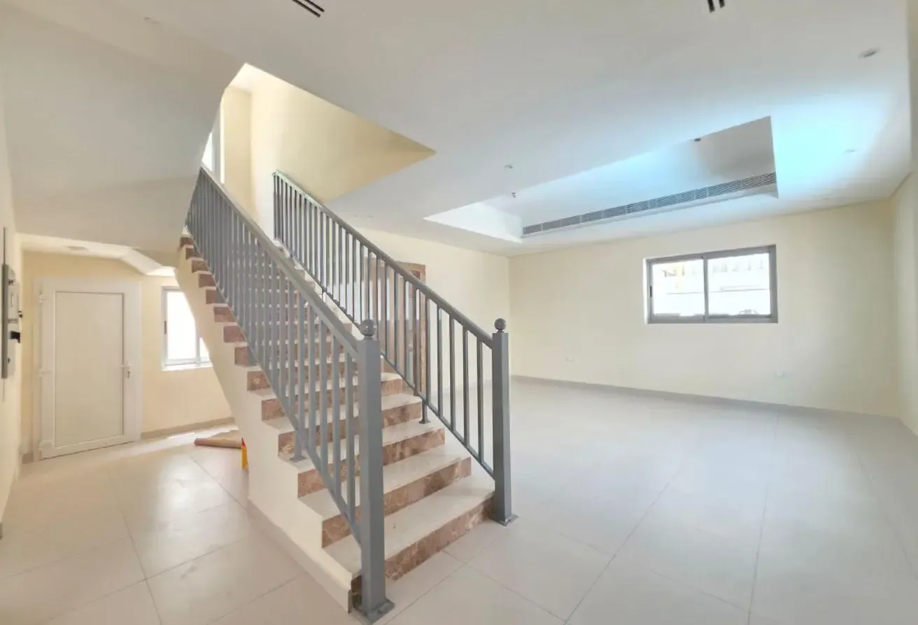 Modern 3BR Compound Villa | Shared Pool