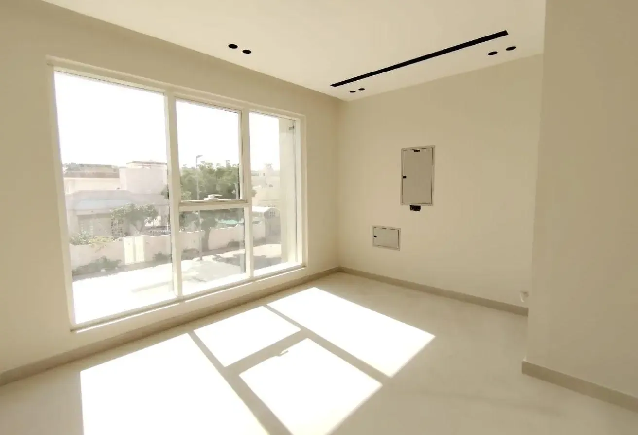 Brand New | Semi Independent | Private Garden