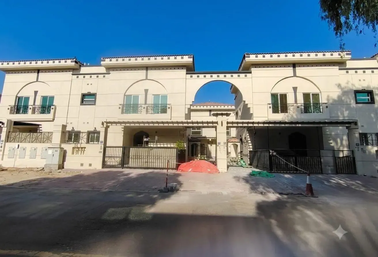 Spacious 3 Bedroom + Maid's Room Compound Villa