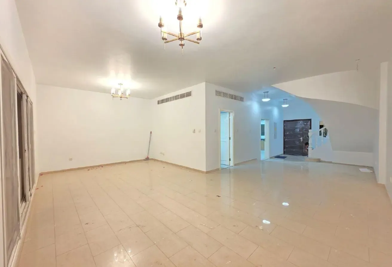 3BR Semi-Independent Villa | Private Backyard