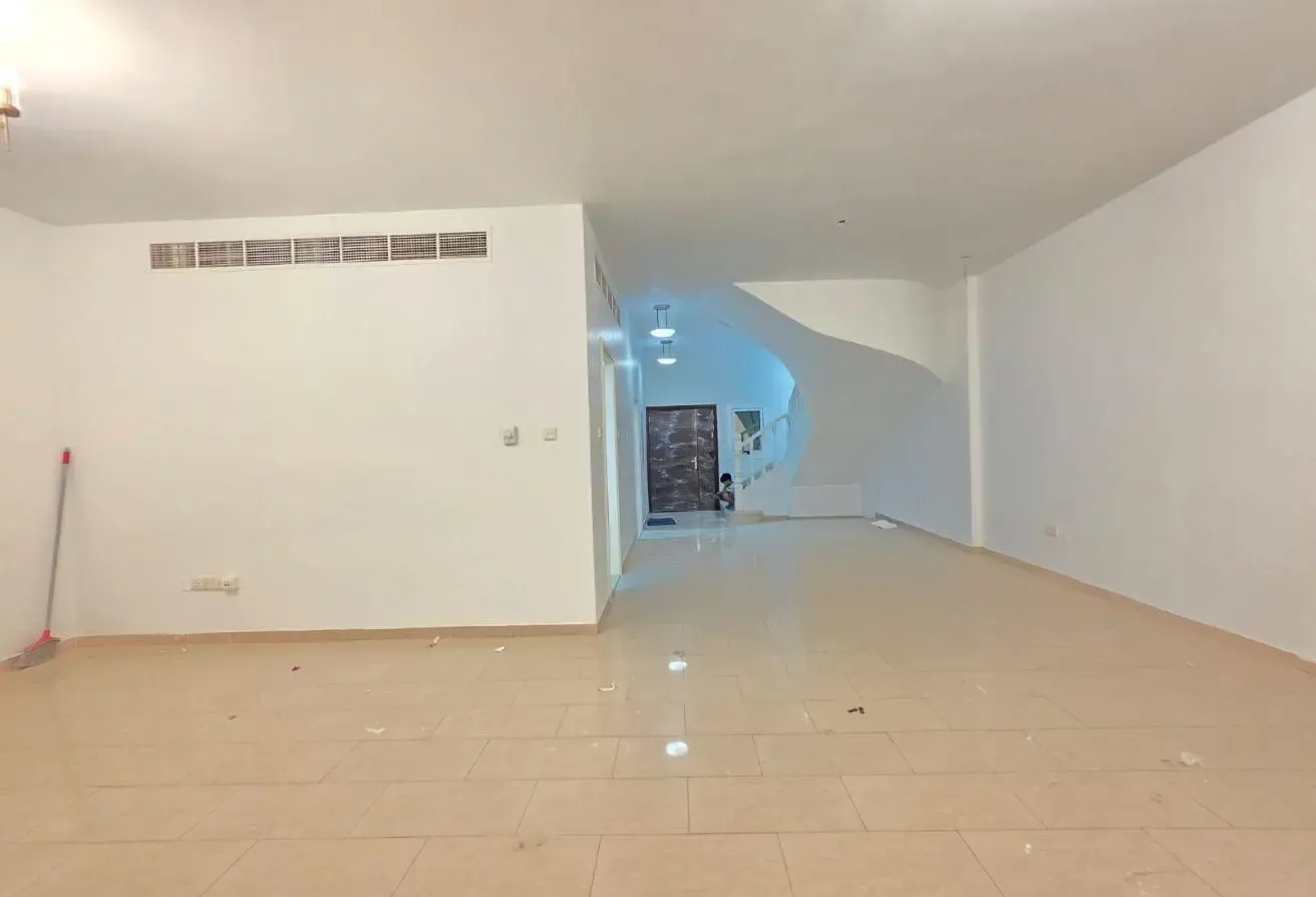 3BR Semi-Independent Villa | Private Backyard