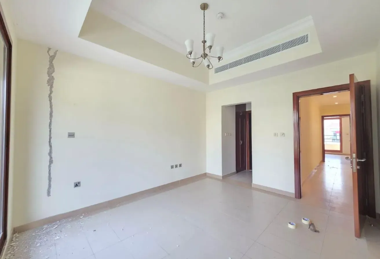 Corner | Semi Independent | Pool & Garden