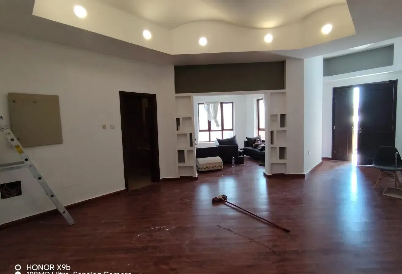 spacious single-storey 3-bedroom semi-independent