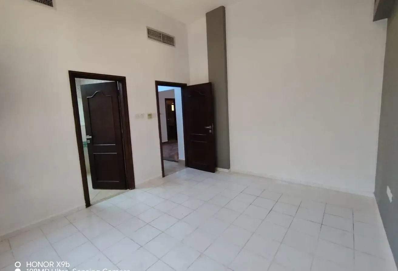 spacious single-storey 3-bedroom semi-independent