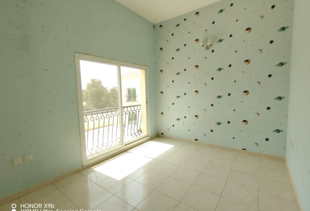 Spacious 3-bedroom semi-independent villa