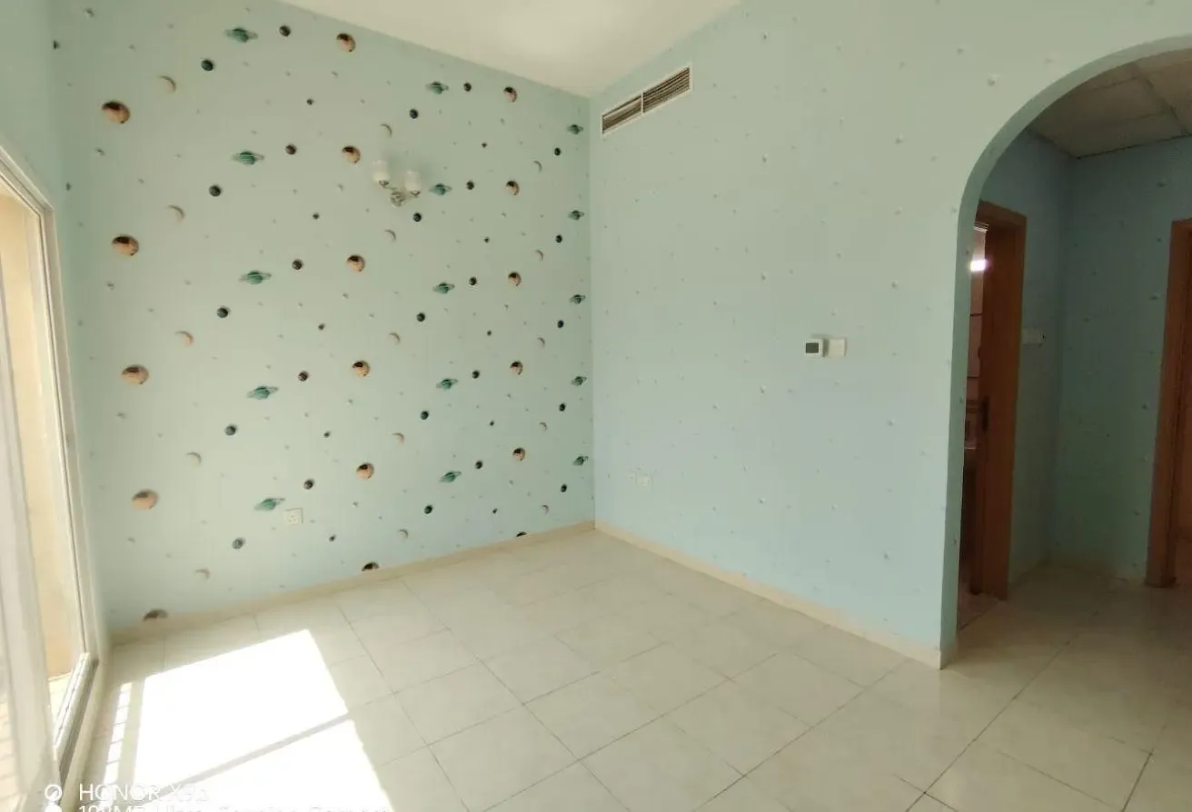 Spacious 3-bedroom semi-independent villa
