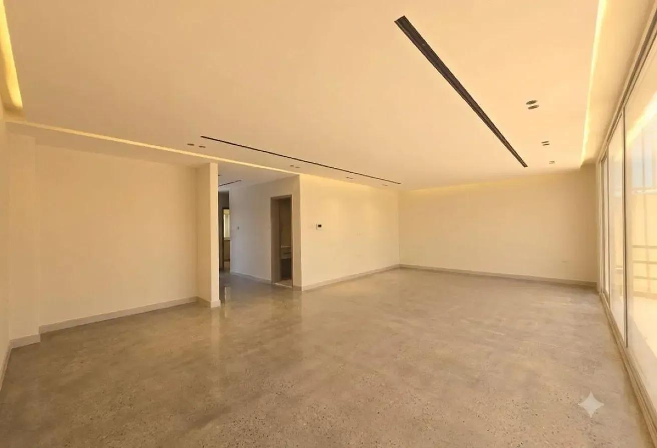 3-Bedroom Semi-Independent Villa | Huge Backyard
