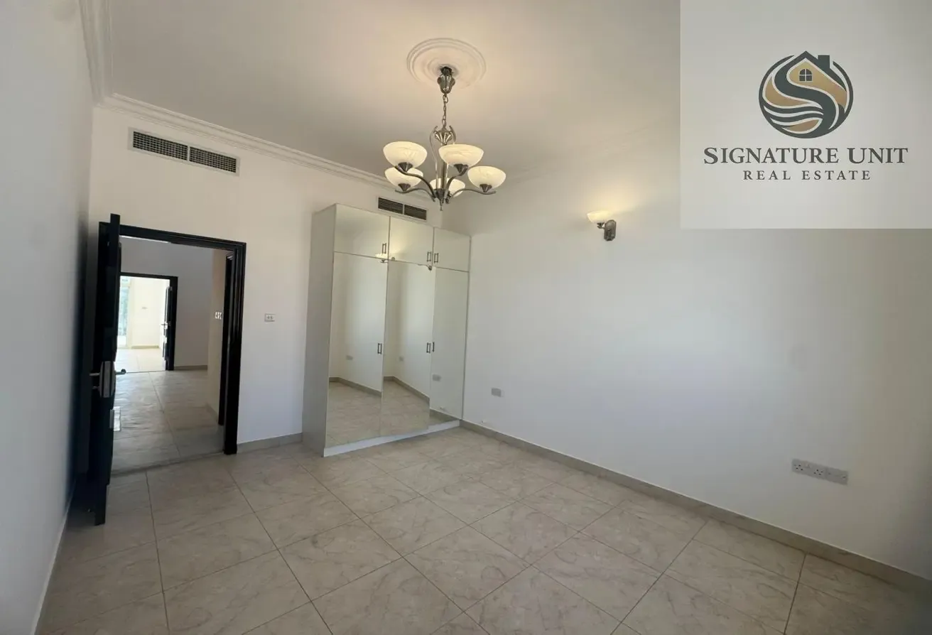 ELEGANT 3BR VILLA | 2 LIVING AREAS | MAID ROOM