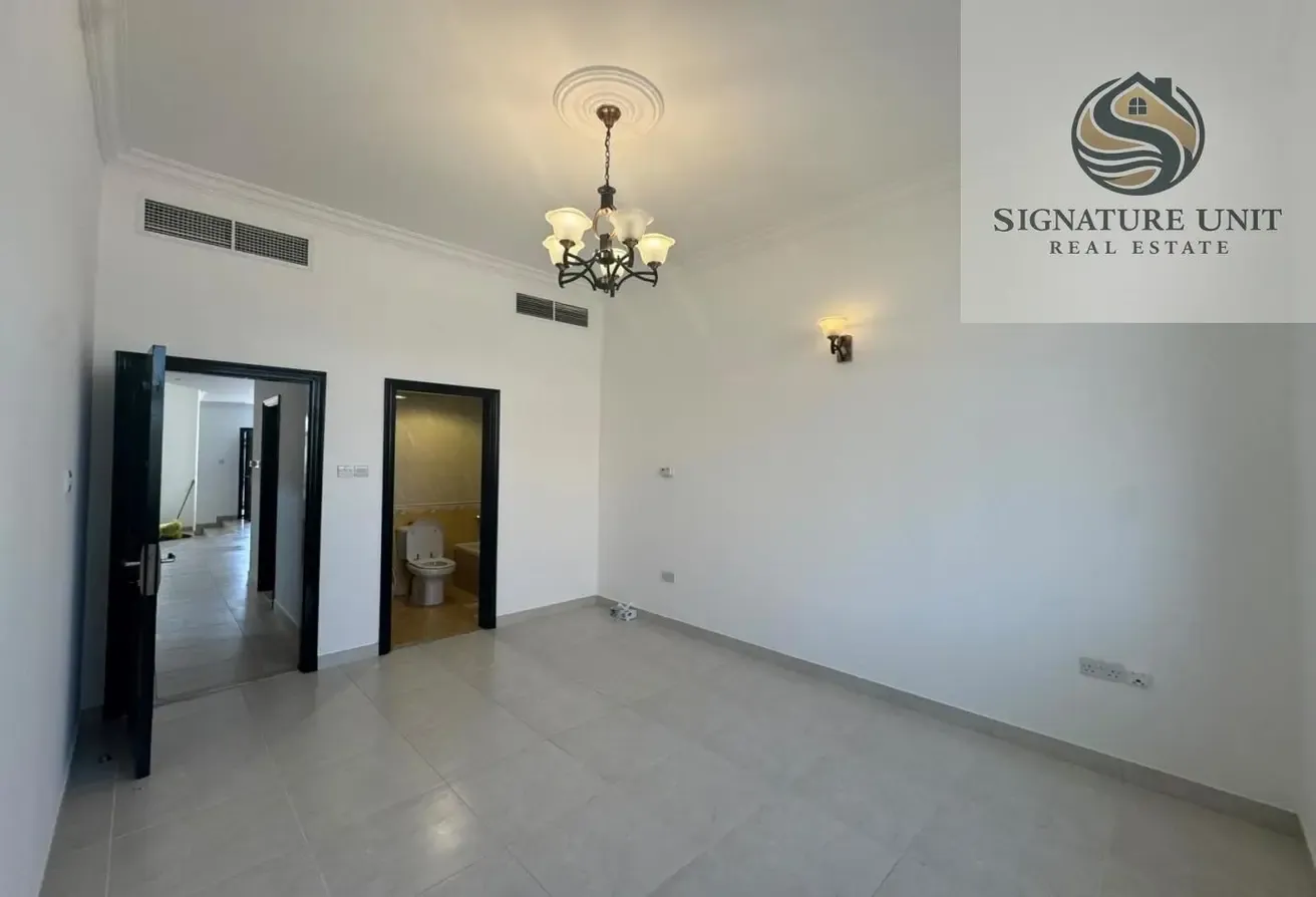 ELEGANT 3BR VILLA | 2 LIVING AREAS | MAID ROOM