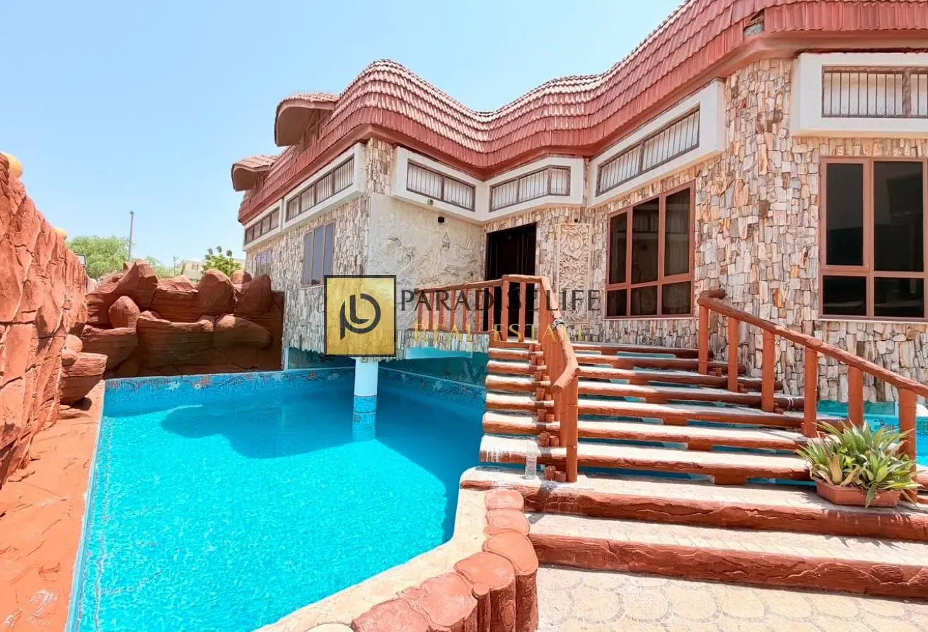 PVT POOL -3BEDRROM PLUS MAIDS-SEMI INDEPENDENT