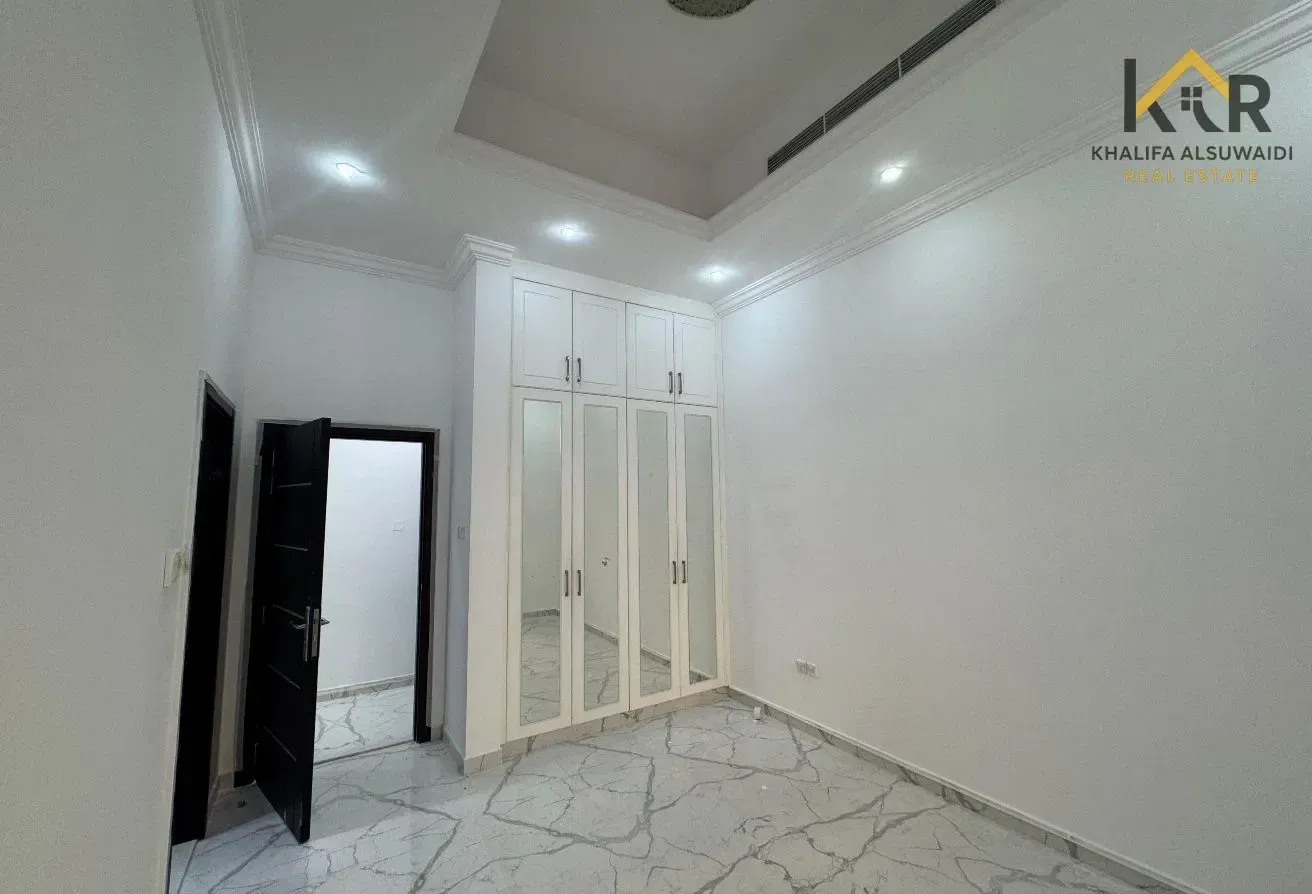 Stylish Design | Spacious | Maid room