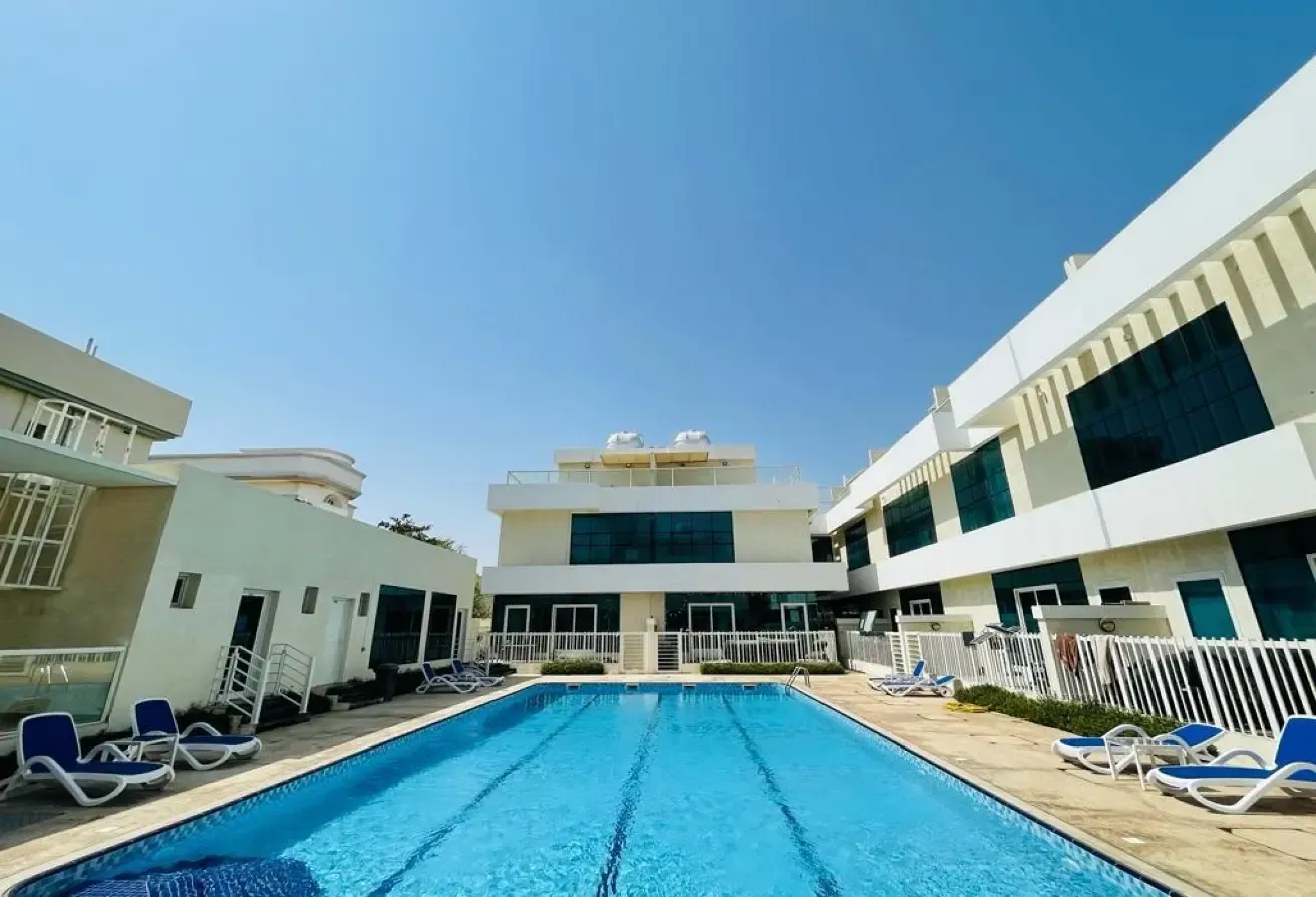 Modern 3BR En-Suite Villa with Pool and BBQ Area