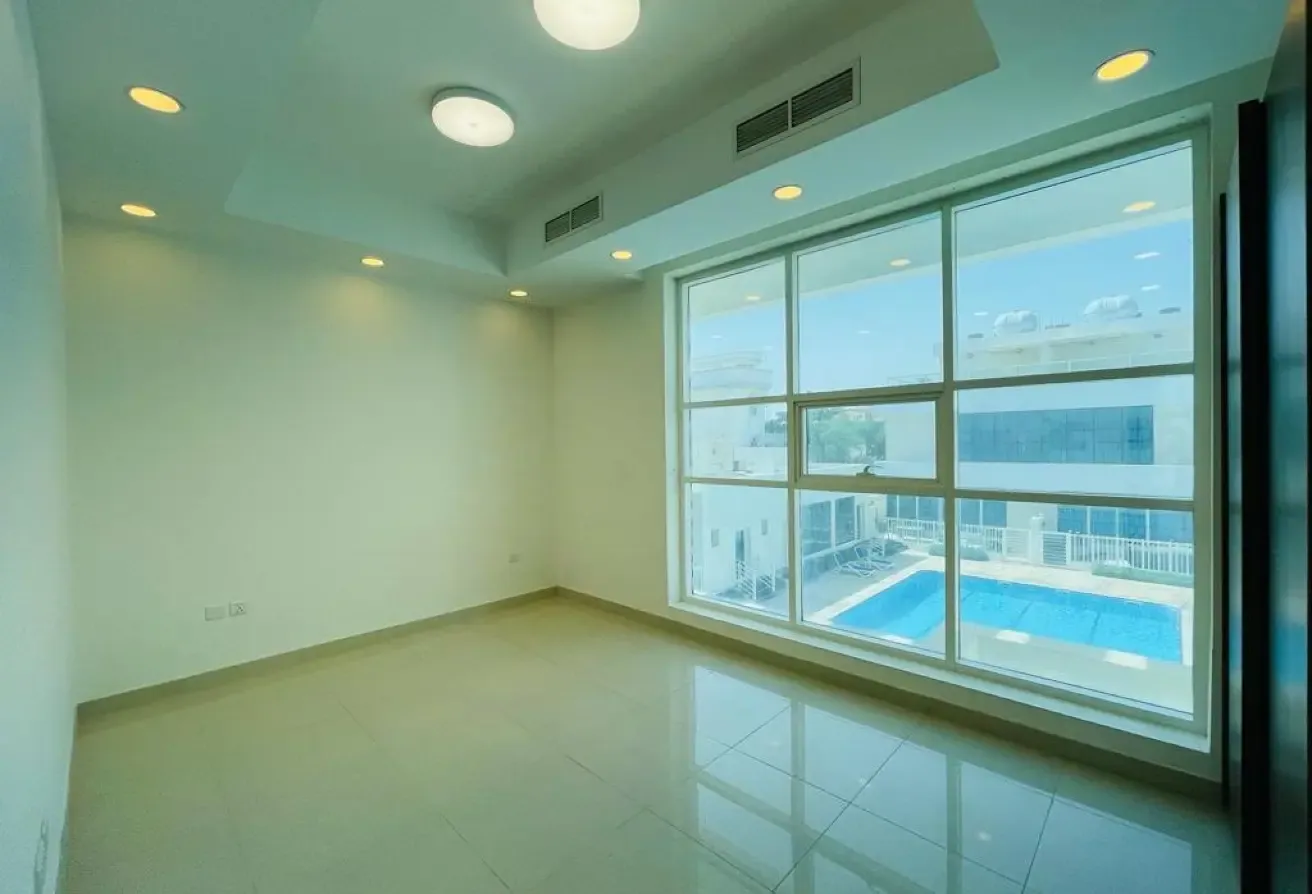 Modern 3BR En-Suite Villa with Pool and BBQ Area