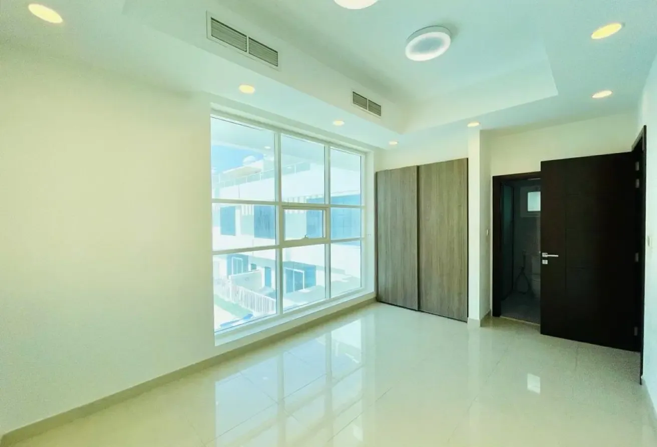 Modern 3BR En-Suite Villa with Pool and BBQ Area