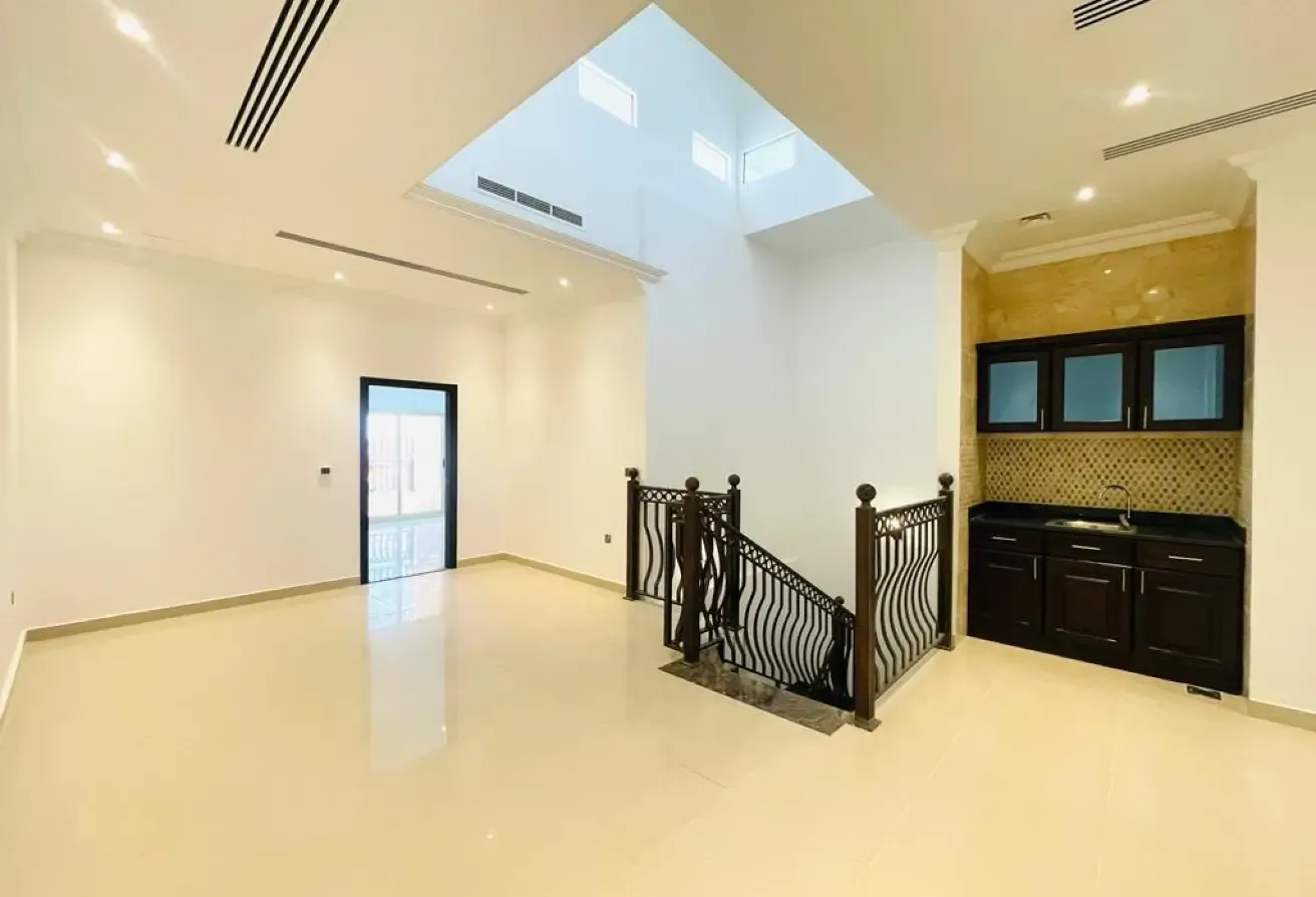Modern Design 3 BR Villas with Pool and Play Area
