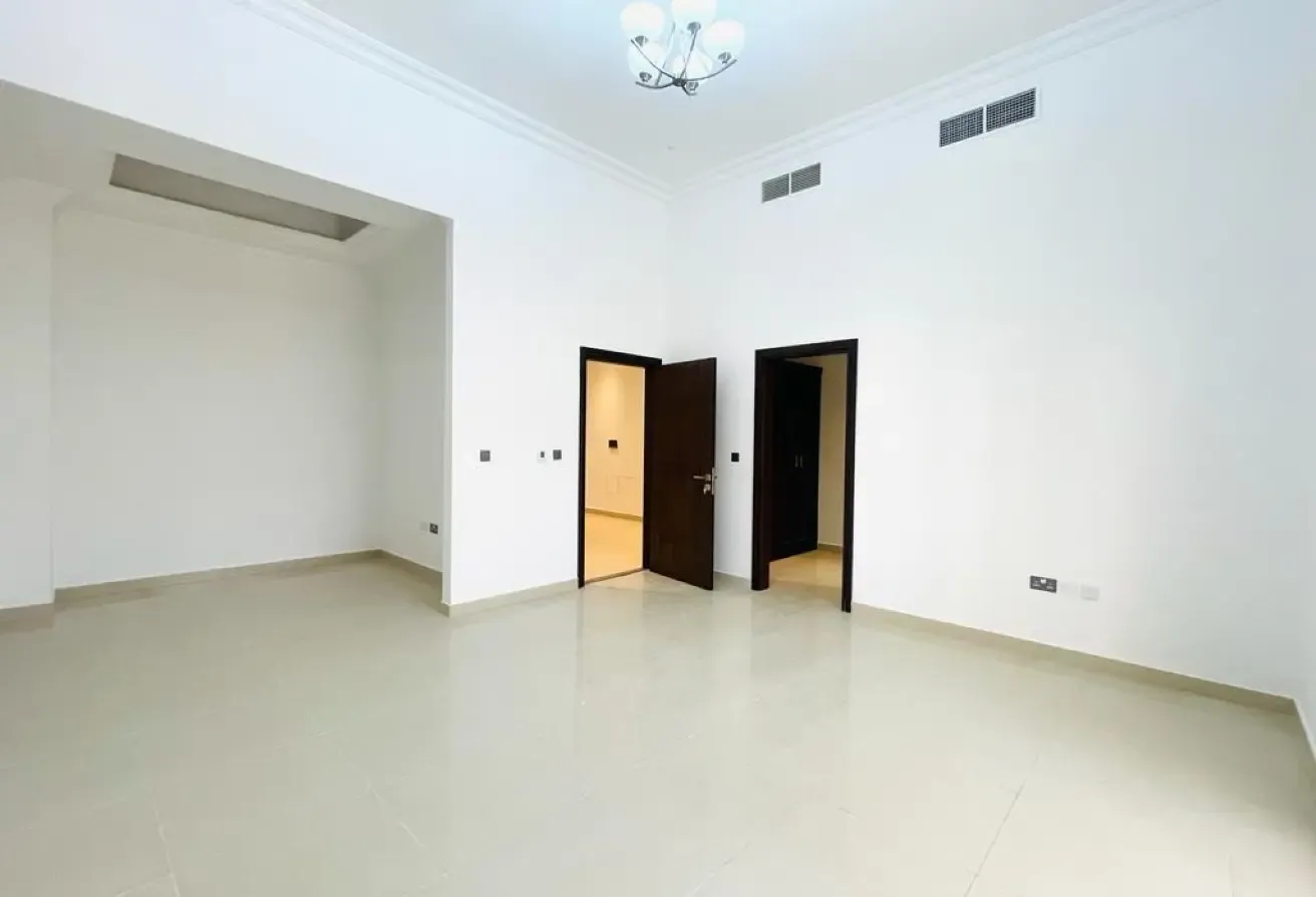 Modern Design 3 BR Villas with Pool and Play Area