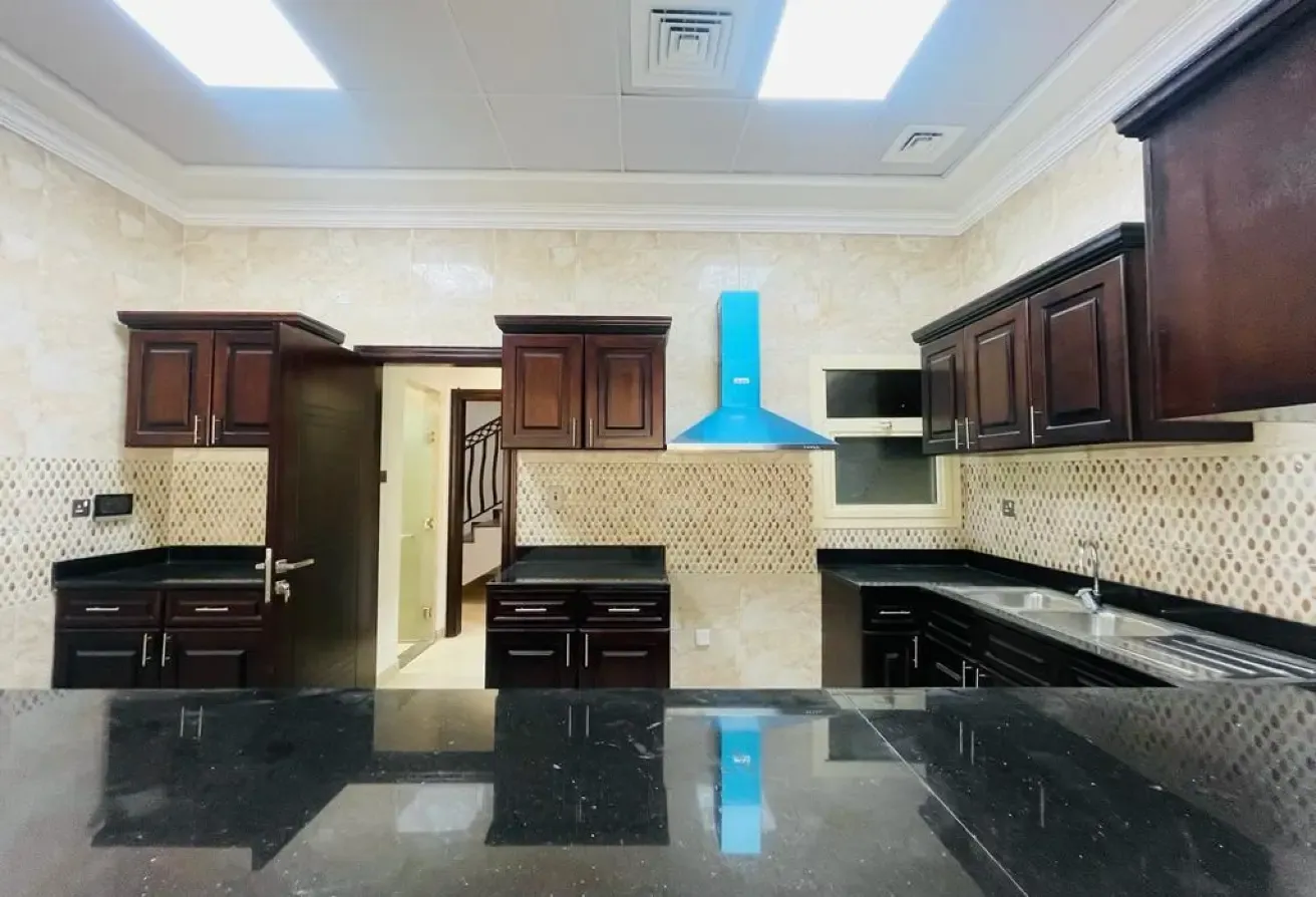Modern Design 3 BR Villas with Pool and Play Area