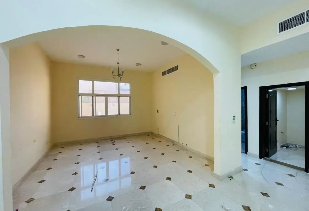 Spacious 3BR En-Suite Villa with Pool