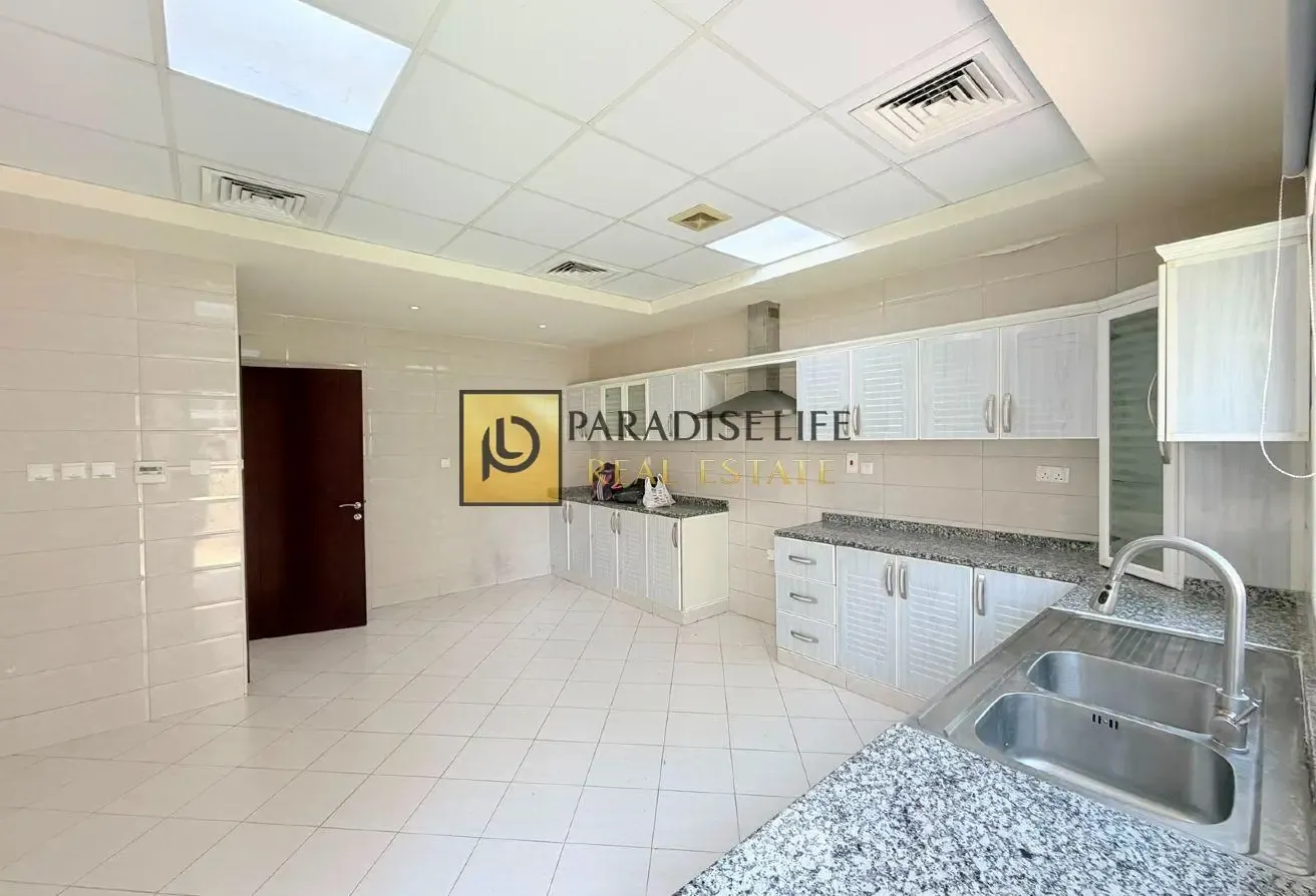 3 Bedrooms All Masters Big Backyard Maid's Room