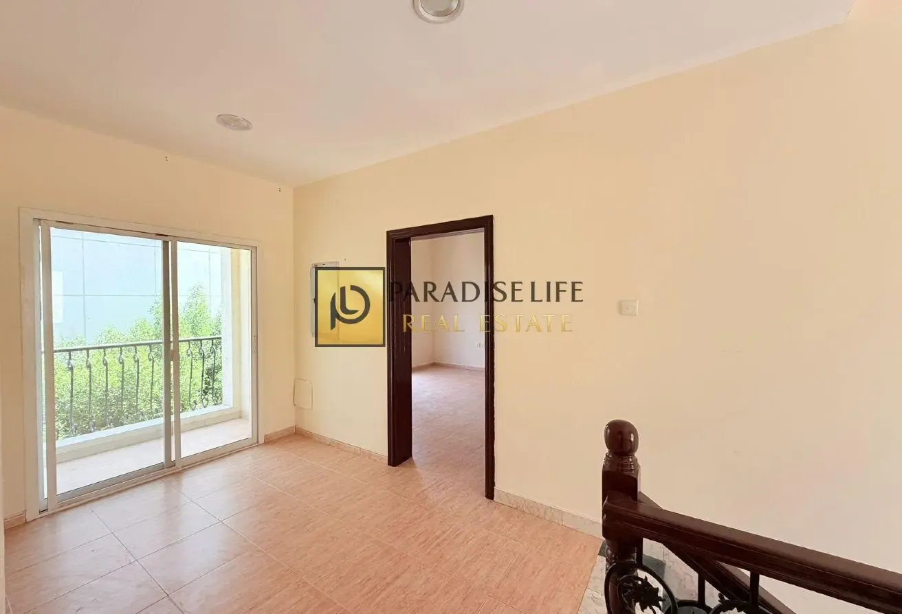 Private Entrance Corner Villa available for Rent