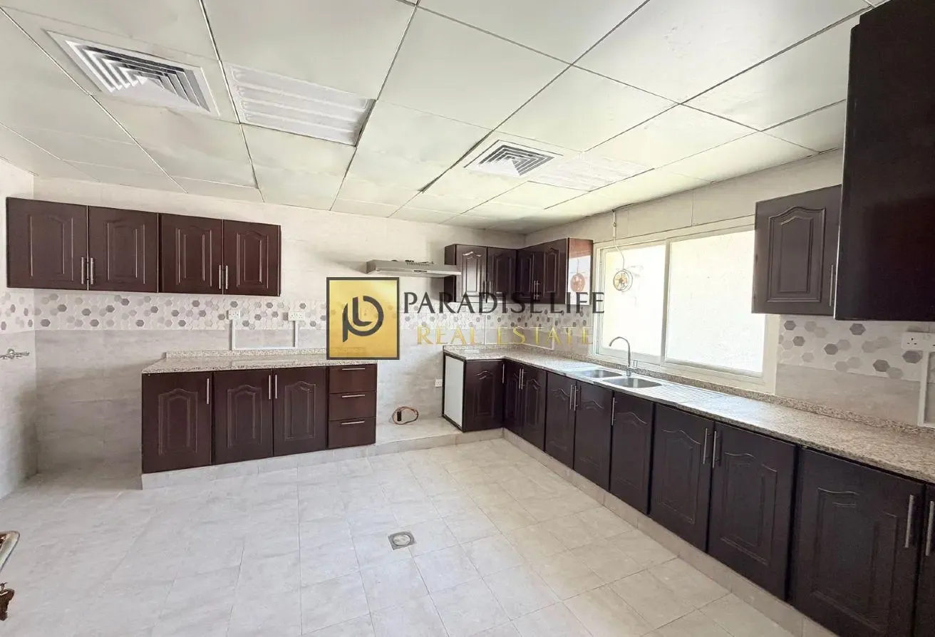 Private Entrance Corner Villa available for Rent
