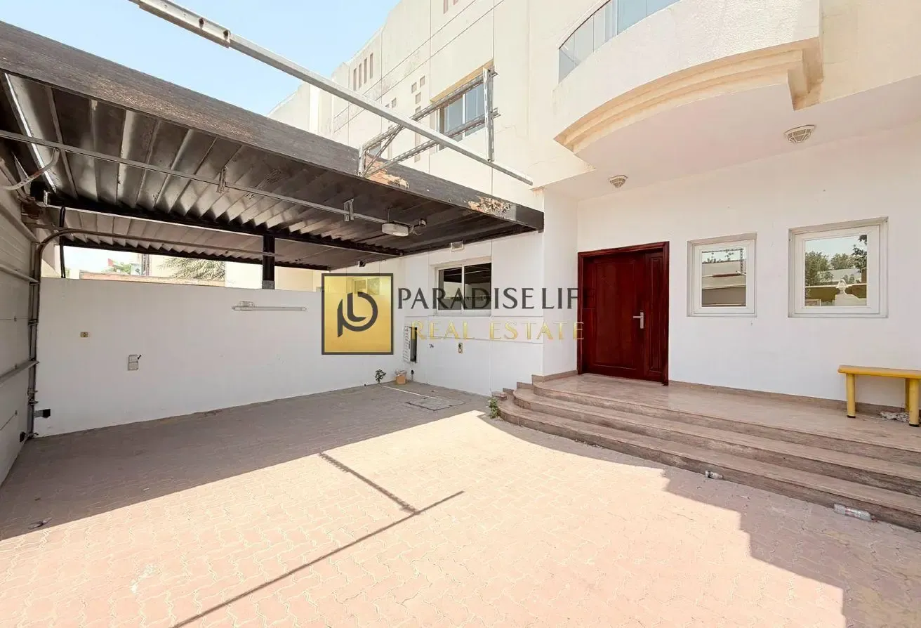 3 Bedroom villa available for Rent in Mirdif